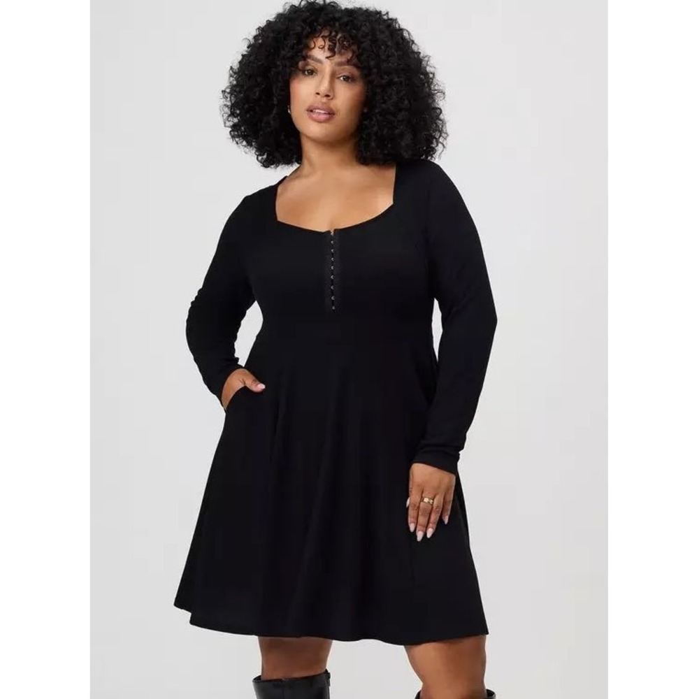 Torrid Dress Women 3 Skater Waffle Knit Black Hook & Eye EUC